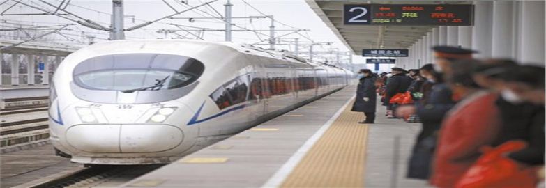 睡前玩手機、看電腦確實會對睡眠產生一定影響